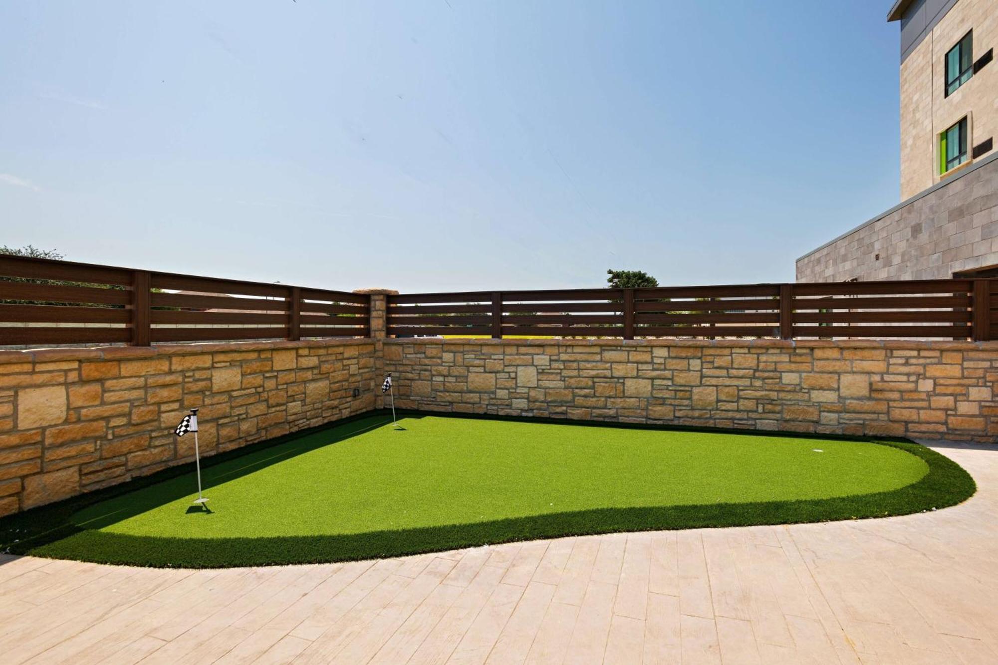 Courtyard Dallas Grand Prairie Exterior photo